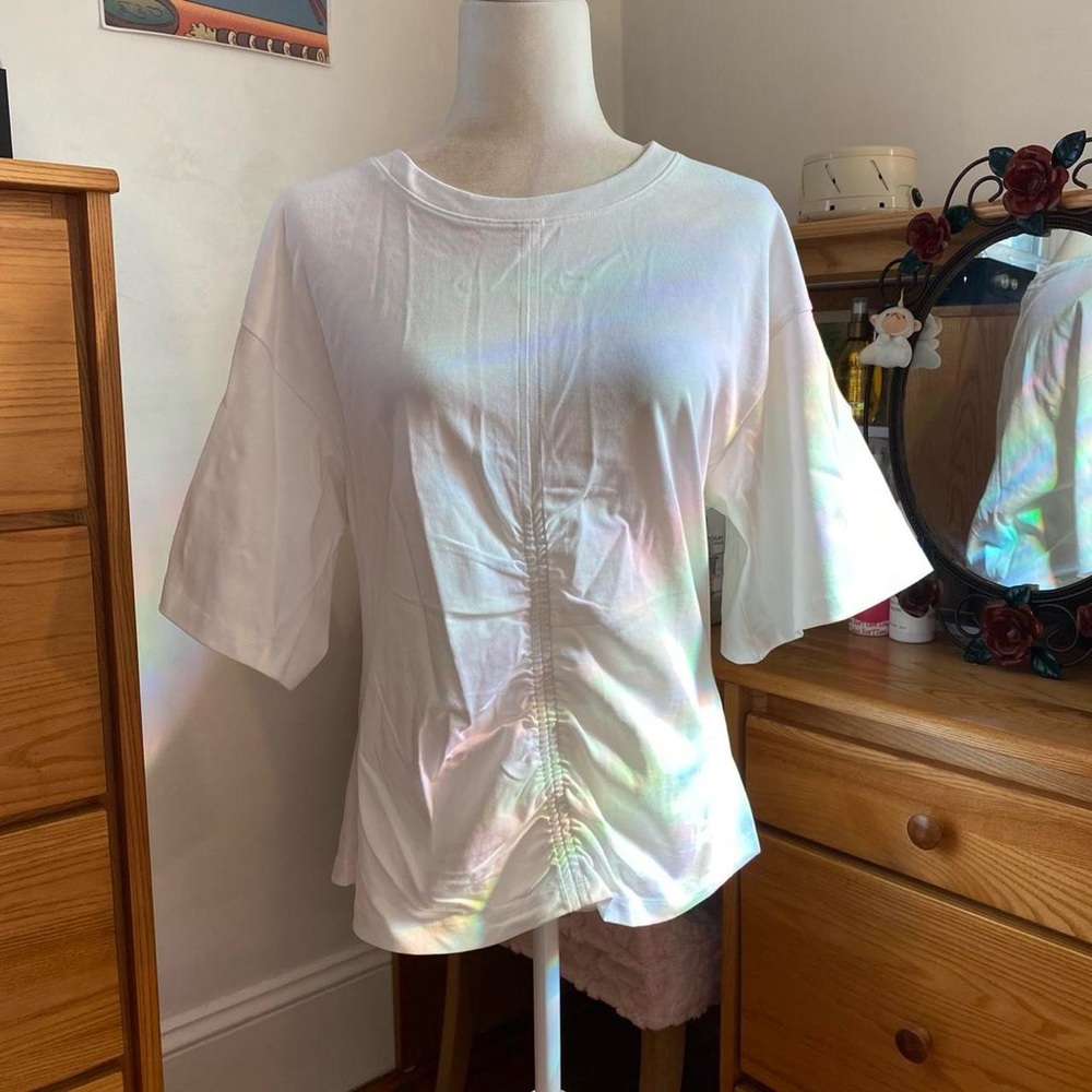 NWOT White Short Sleeve Tee T-Shirt With Cinched Front Detail